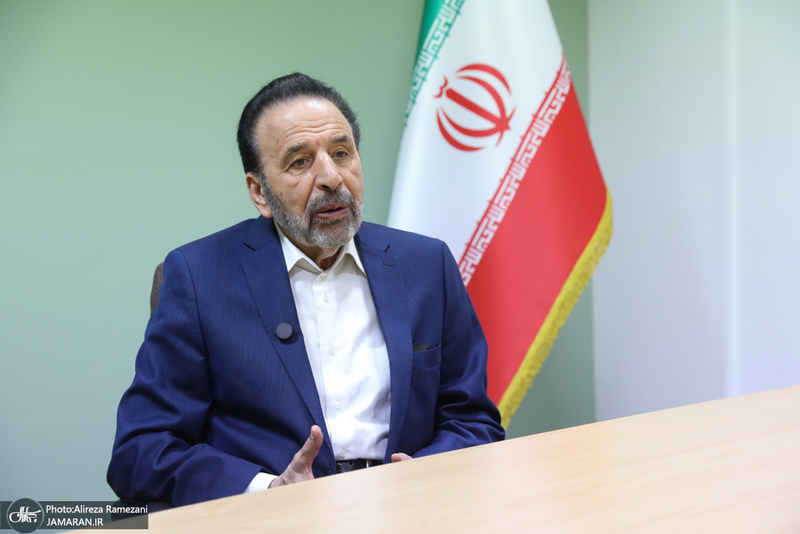 بازدید محمود واعظی از موسسه مطبوعاتی جماران