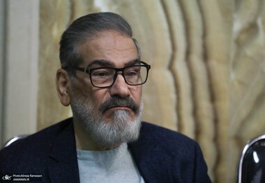 شمخانی: اگر آمریکایی‌ها تأثیر نتانیاهو را از بین ببرند، می‌توانند توافق را امضا کنند/ ایران متعهد می‌شود هرگز به دنبال ساخت سلاح هسته‌ای نرود، ذخایر اورانیوم با غنای بالا را کنار بگذارد، تنها به غنی‌سازی در سطح مورد نیاز برای مصارف غیرنظامی بپردازد