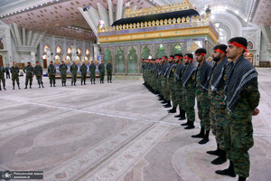 اجرای گروه سرود تیپ سوم امام حسین (ع) یگان ویژه فراجا در حرم مطهر امام خمینی(س)