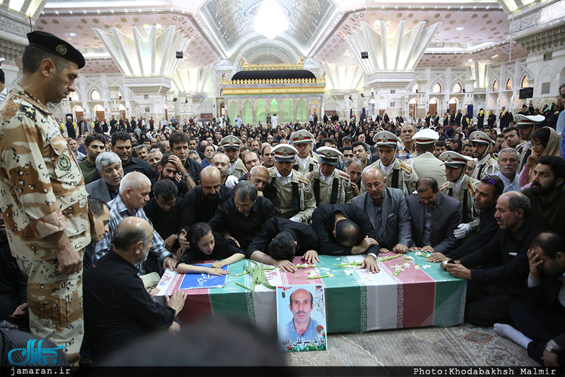 مراسم تشییع پیکر مطهر شهید حمله تروریستی اخیر مازیار سبزعلی در حرم مطهر امام خمینی(س)