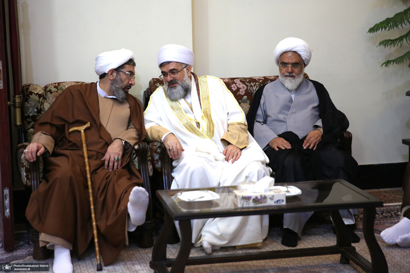 حاشیه تجدید میثاق اعضای مجلس خبرگان رهبری با آرمان‌های امام خمینی(س)؛