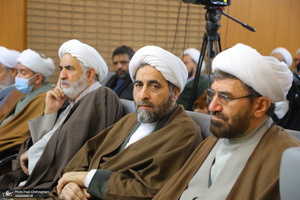 هشمتین نشست تبیین مکتب امام خمینی با عنوان «تاثیر مکتب فقهی امام خمینی (س) بر فقه سیاسی شیعه‎‎»