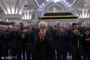 عزاداری ظهر عاشورا در حرم مطهر امام خمینی(س)