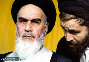 روایت آیت الله موسوی خوئینی ها از چگونگی مبارزه حاج احمدآقا از تکثیر اعلامیه، پیداکردن خانه مخفی تا تمایل به مبارزه مسلحانه