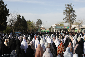 مراسم اقامه تماز عید سعید فطر دز امام زاده پنج تن