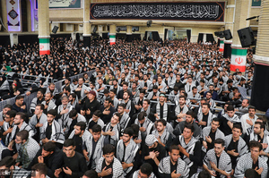 عزاداری هیئت‌های دانشجویی به مناسبت اربعین در حسینیه امام خمینی