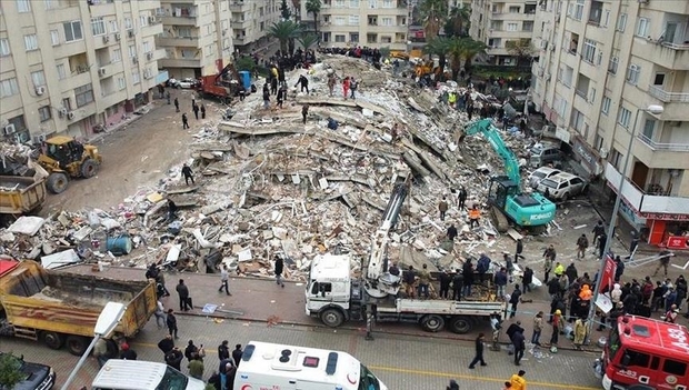شمار جانباختگان زلزله در ترکیه به 1014  نفر رسید/خطر سونامی وجود ندارد