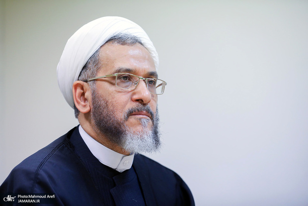 مازنی: مسئولان با هنرمندان به زبان هنر سخن بگویند