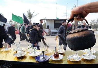 300 جهادگر مشهدی به زوار اربعین خدمت رسانی کردند