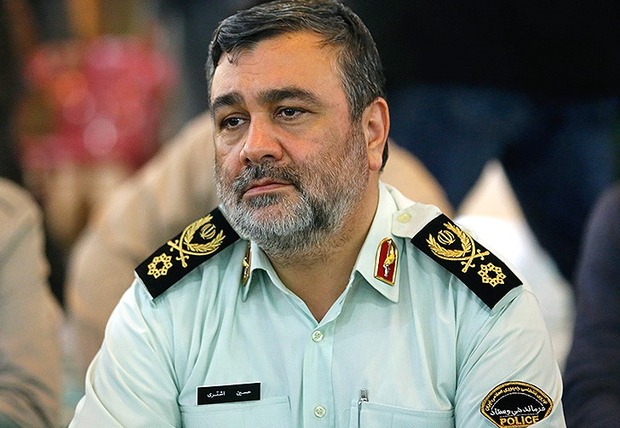 سردار اشتری: بر خلاف اینکه می‌گویند آزادی نیست همه گروه‌ها آزادی دارند 