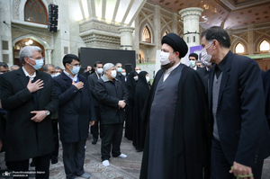 تجدید میثاق وزیر و معاونین وزارت امور خارجه با آرمان های امام خمینی (س)