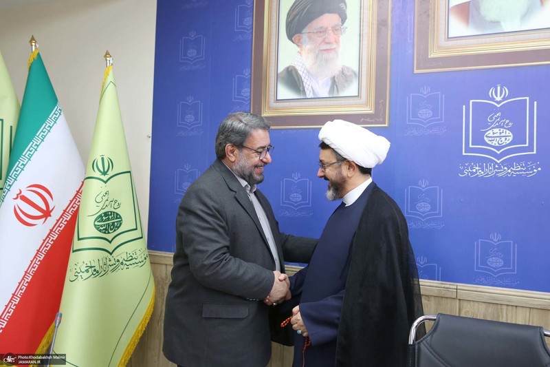 امضا تفاهم نامه بین موسسه تنظیم ونشر آثار امام خمینی با مجمع بین المللی اساتید دانشگاه ها