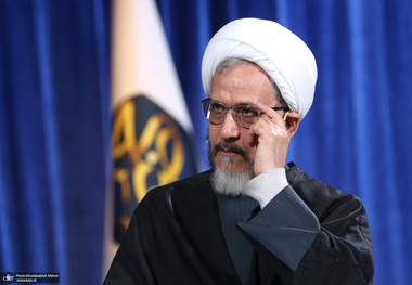 سوگ اکبر عبدی و مشکلات هنرمندان در زندگی واقعی