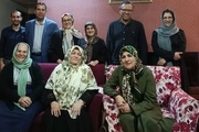  دیدار جمعی از فعالان سیاسی با فخرالسادات محتشمی پور همسر مصطفی تاجزاده