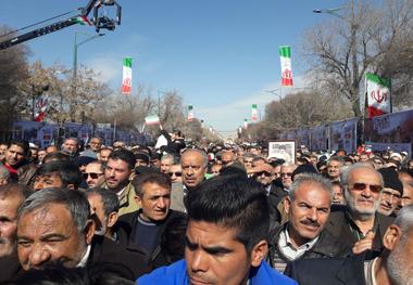 سیل خروشان قزوینی ها در 22 بهمن  حماسه ای دیگر آفریده شد