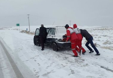 لزوم همراه داشتن وسایل گرمایشی هنگام تردد در جاده های گیلان