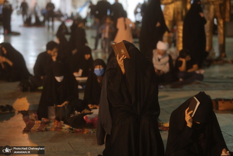 مراسم احیای شب بیست و یکم ماه رمضان در جوار حرم کریمه اهل بیت(س)
