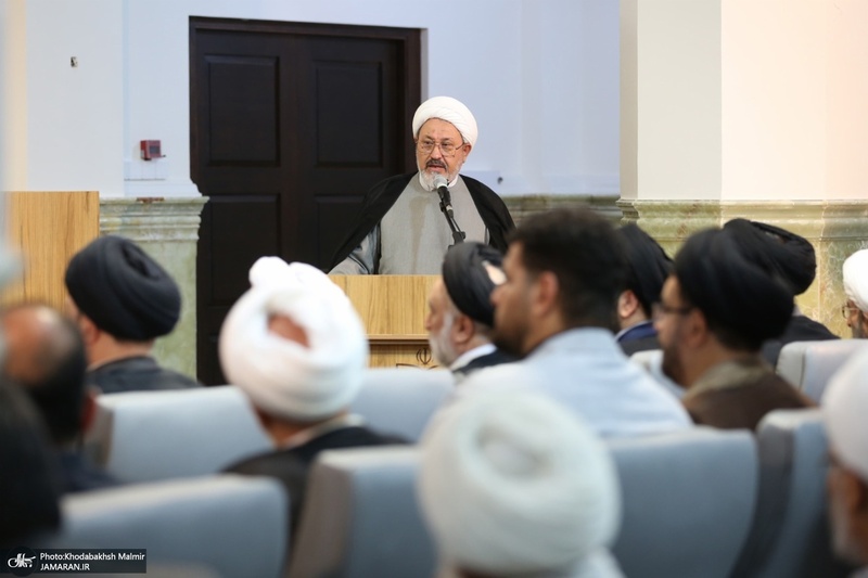 نشست علمی بررسی شخصیت و اندیشه تفسیری شهید آیت الله سید مصطفی خمینی