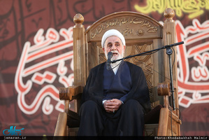 مراسم احیاء شب بیست و یکم ماه مبارک رمضان درحرم مطهر امام خمینی (س) /2