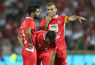 تساوی بدون گل پرسپولیس مقابل نساجی در نیمه نخست