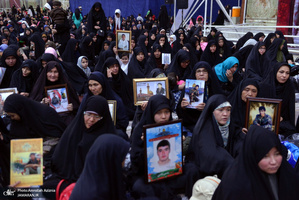 نخستین یادواره شهدای مدافع حرم فاطمیون در حرم مطهر امام خمینی(س)