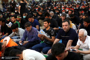 مراسم شب بیست و یکم ماه رمضان در حرم مطهر امام خمینی (س) 1