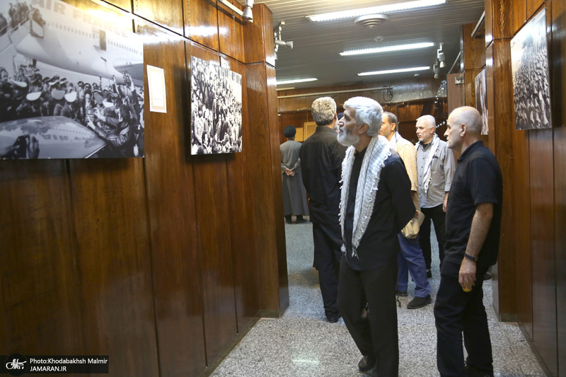 بازدید جمعی از مسئولین فرهنگی کشور لبنان از بیت امام خمینی (س) درجماران