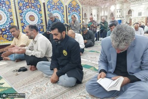 مراسم دعای کمیل در حرم امام خمینی