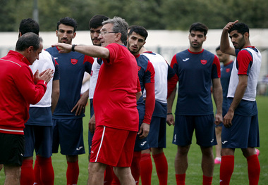 برانکو: لیست پرسپولیس پر شده/ برای بازی های فشرده مشکل نداریم چون بازیکنانم جوان هستند