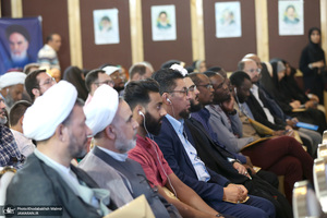 نشست «گفتمان توحیدی اخلاقی‌ امام‌ خمینی(س) در دنیای معاصر؛ دستاوردها و آینده فرارو»