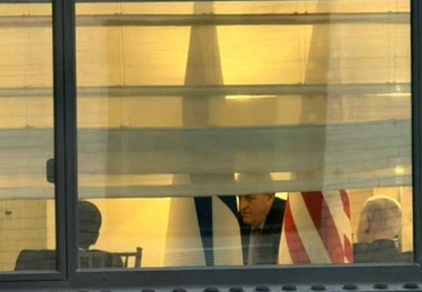 نتانیاهو در تیررس گلوله بود + عکس