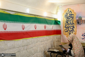 مراسم دعاى عرفه در کهف الشهدا