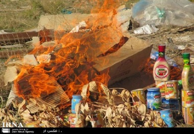 دو تن مواد غذایی فاسد و غیر مجاز در مراغه معدوم شد