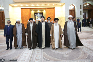 تجدید میثاق رئیس و اعضای مجلس خبرگان رهبری با آرمان های امام خمینی (س)