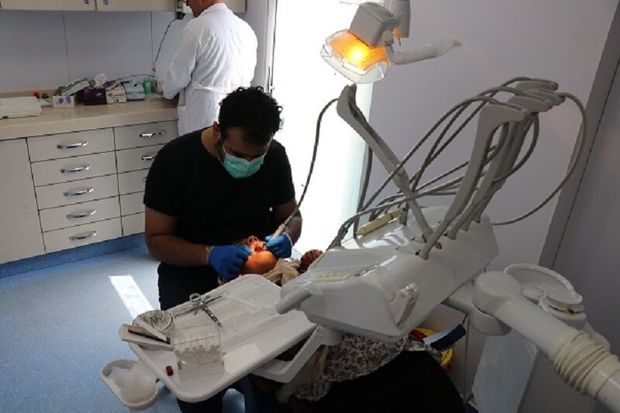 دانش‌آموزان مهابادی خدمات رایگان دندانپزشکی دریافت کردند
