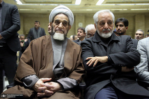 مراسم ترحیم مادر محمد شریعتمداری