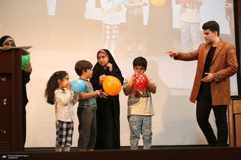 جشن میلاد امام رضا (ع) در حرم امام خمینی (س)