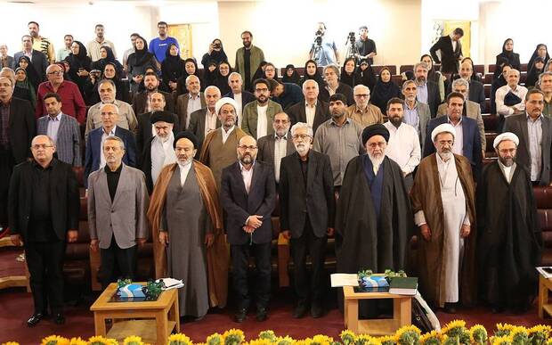 آیت‌الله سبحانی: نکوداشت فرزانگان، تکریم علم و جهاد علمی است/حداد عادل: پابرجایی بنیاد دایرة‌المعارف اسلامی به برکت روشن‌بینی مقام معظم رهبری است