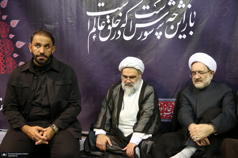 مراسم تشییع مرحوم آیت الله آقای حاج شیخ حسین هاشمیان در حسینیه جماران -2