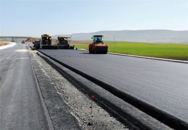 راه چاه سرمه به بستک بهسازی و بهره برداری می شود