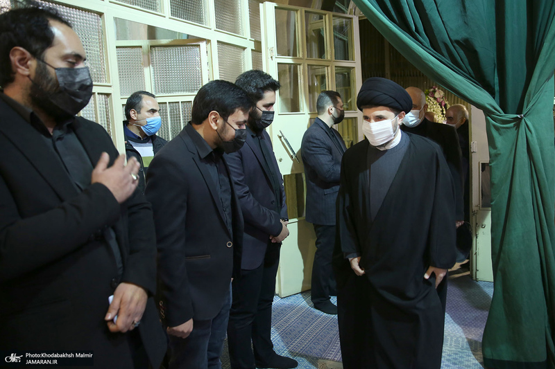 مراسم بزرگداشت مرحوم حاج عیسی جعفری و مرحوم سید احمد میریان در حسینیه جماران