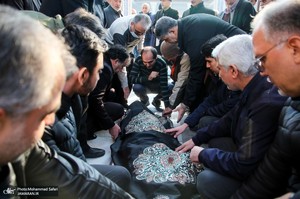 مراسم تشییع و خاکسپاری پدر دکتر جوادی یگانه