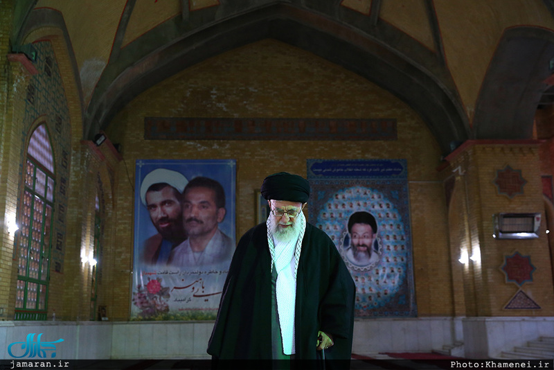حضور رهبر معظم انقلاب در مرقد مطهر امام راحل و گلزار شهدای بهشت زهرا