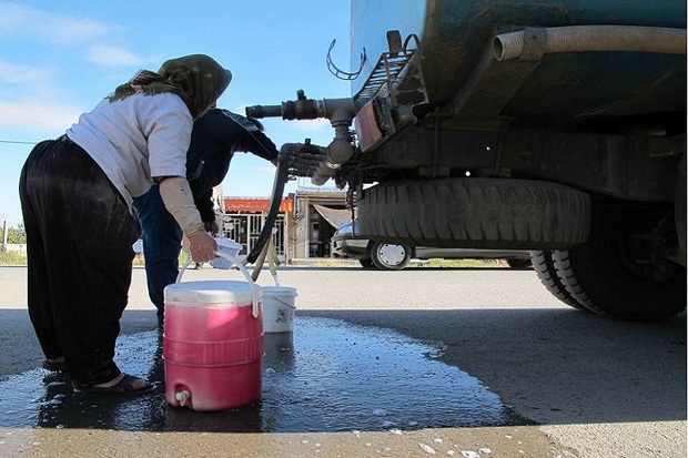 285هزار لیتر آب به صورت سیار در روستای دریاس مهاباد توزیع شد