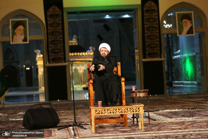 عزاداری شب شام غریبان حسینی(ع) در حرم مطهر امام خمینی (س)