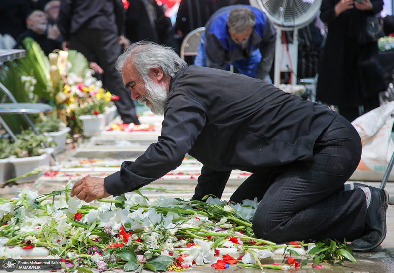 مراسم چهلمین روز شهدای جنگ تحمیلی ۱۲ روزه در قطعه 42 بهشت زهرا (س)