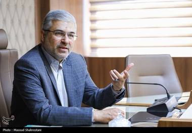 فلسفی: بهینه‌سازی چاه‌های کشاورزی نباید به محدودیت دسترسی کشاورزان به آب منجر شود

