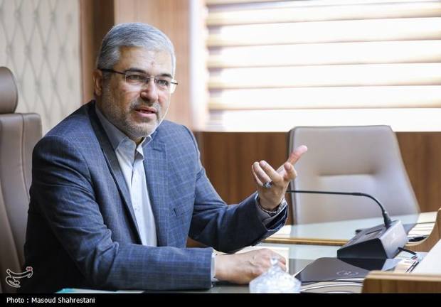 فلسفی: بهینه&zwnj;سازی چاه&zwnj;های کشاورزی نباید به محدودیت دسترسی کشاورزان به آب منجر شود

