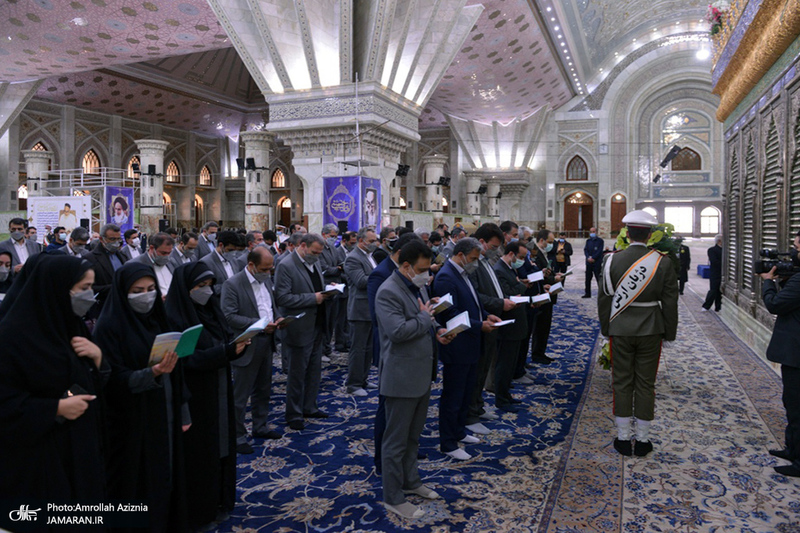 تجدید میثاق جمعی از مدیران اداره کل ثبت احوال استان تهران با آرمان های امام خمینی (س)