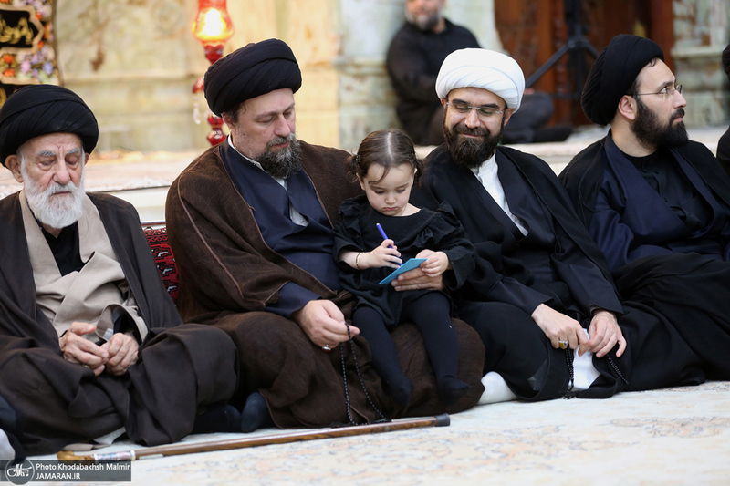 مراسم عزادارای شب عاشورا در حرم مطهر امام خمینی